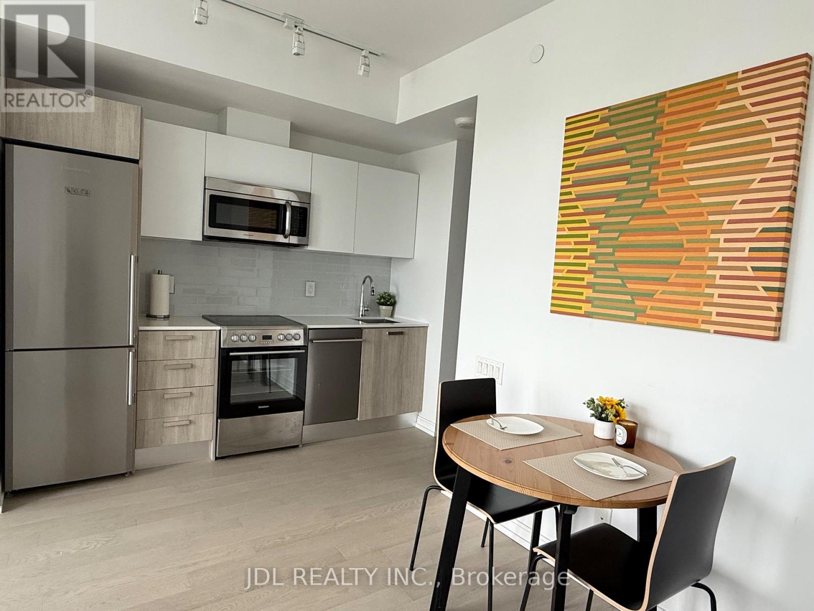 Photo 5 of 4107 42 Charles Street E, Toronto ON