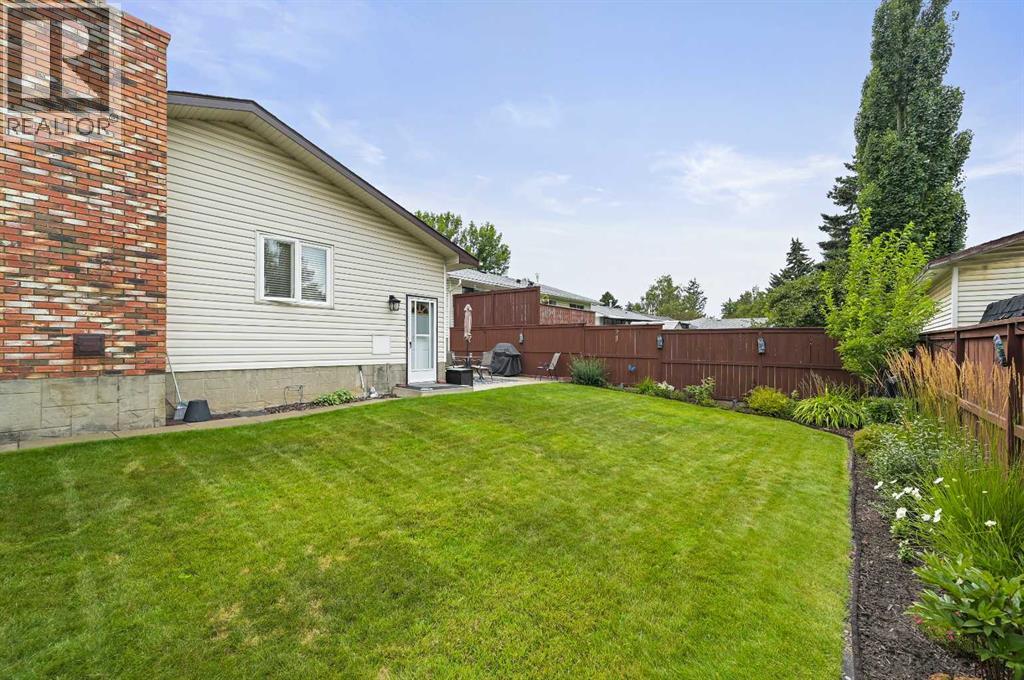 Single Family House Bungalow for Sale in  Lysander Crescent SE Ogden Calgary 