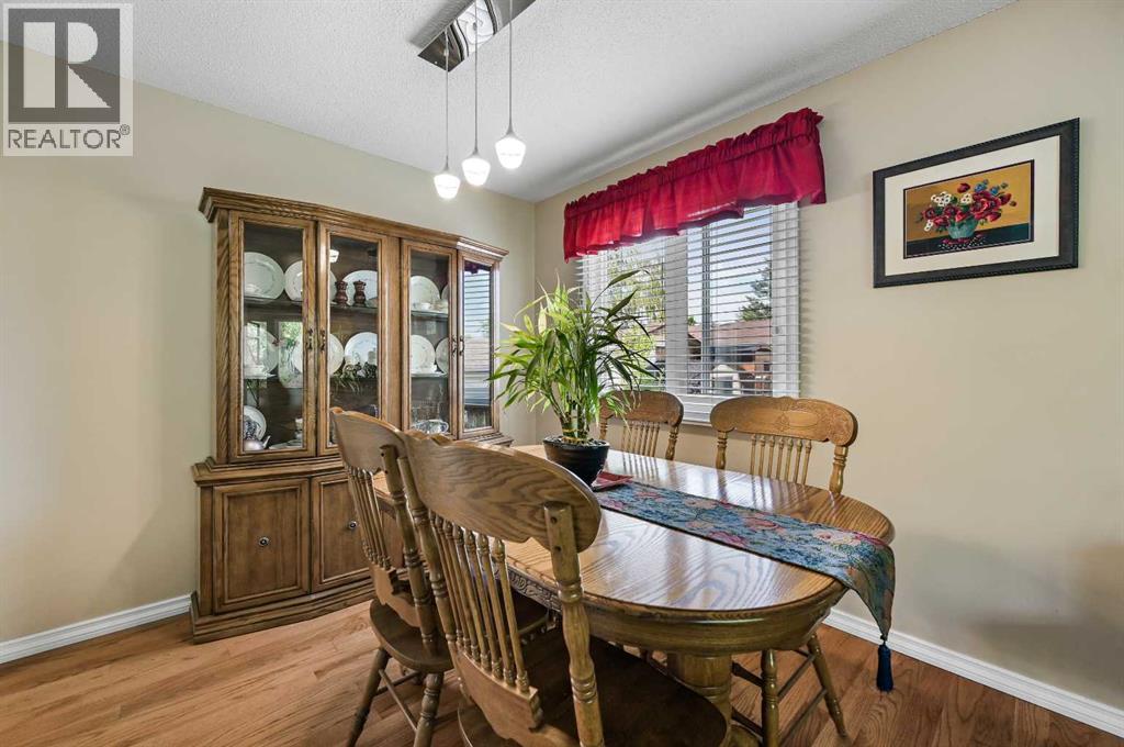 Single Family House Bungalow for Sale in  Lysander Crescent SE Ogden Calgary 