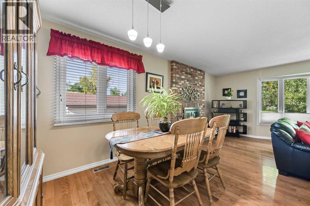 Single Family House Bungalow for Sale in  Lysander Crescent SE Ogden Calgary 