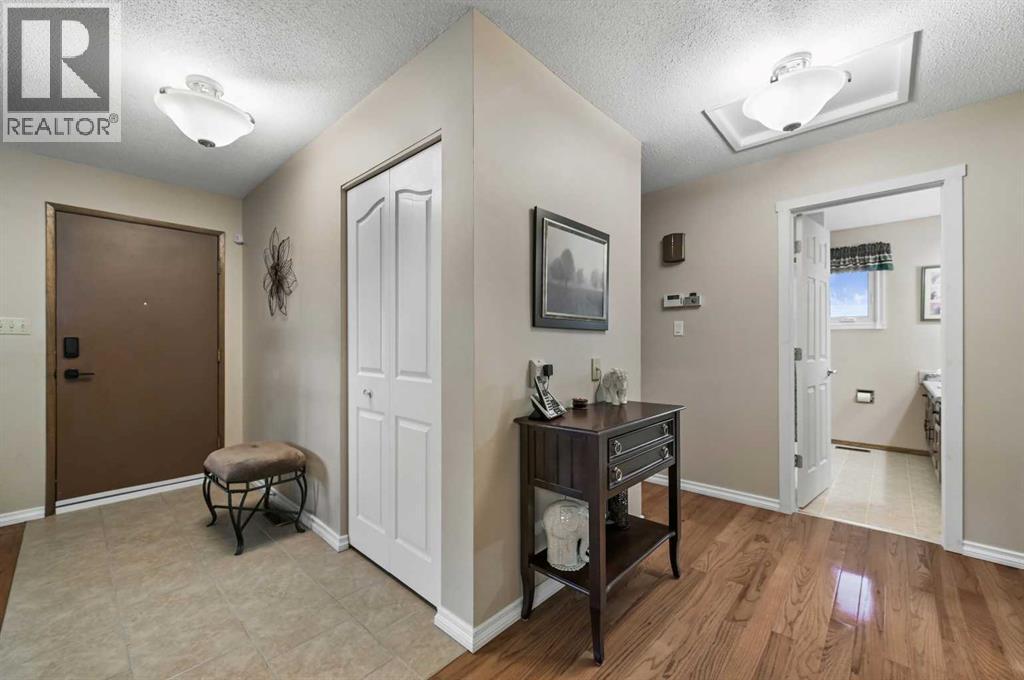 Single Family House Bungalow for Sale in  Lysander Crescent SE Ogden Calgary 