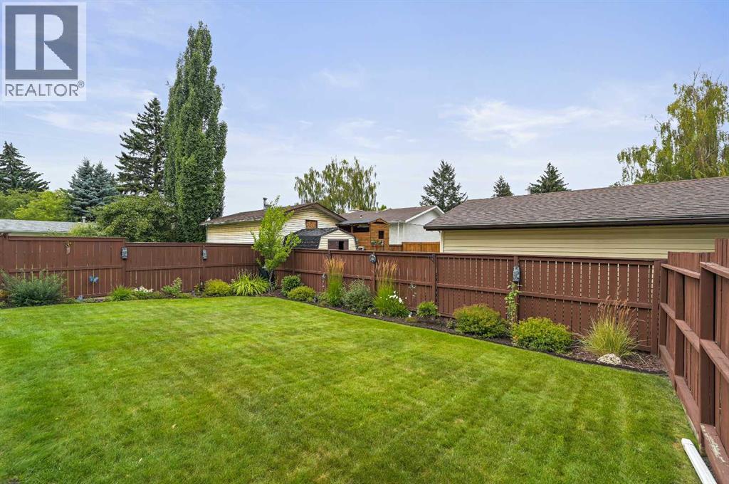 Single Family House Bungalow for Sale in  Lysander Crescent SE Ogden Calgary 