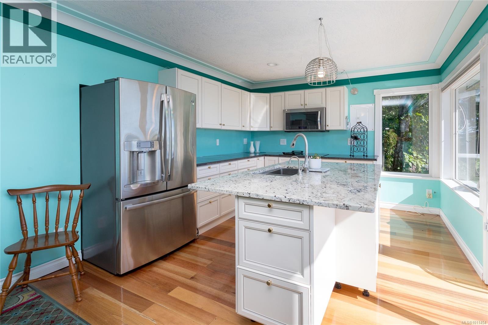 Photo 25 of 4964 Lochside Dr, Saanich BC
