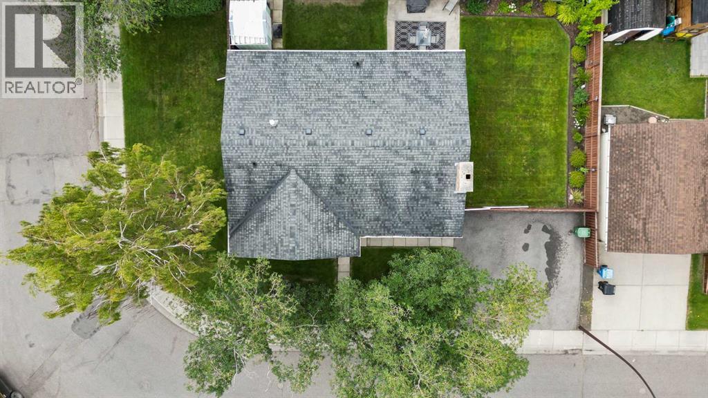 Single Family House Bungalow for Sale in  Lysander Crescent SE Ogden Calgary 