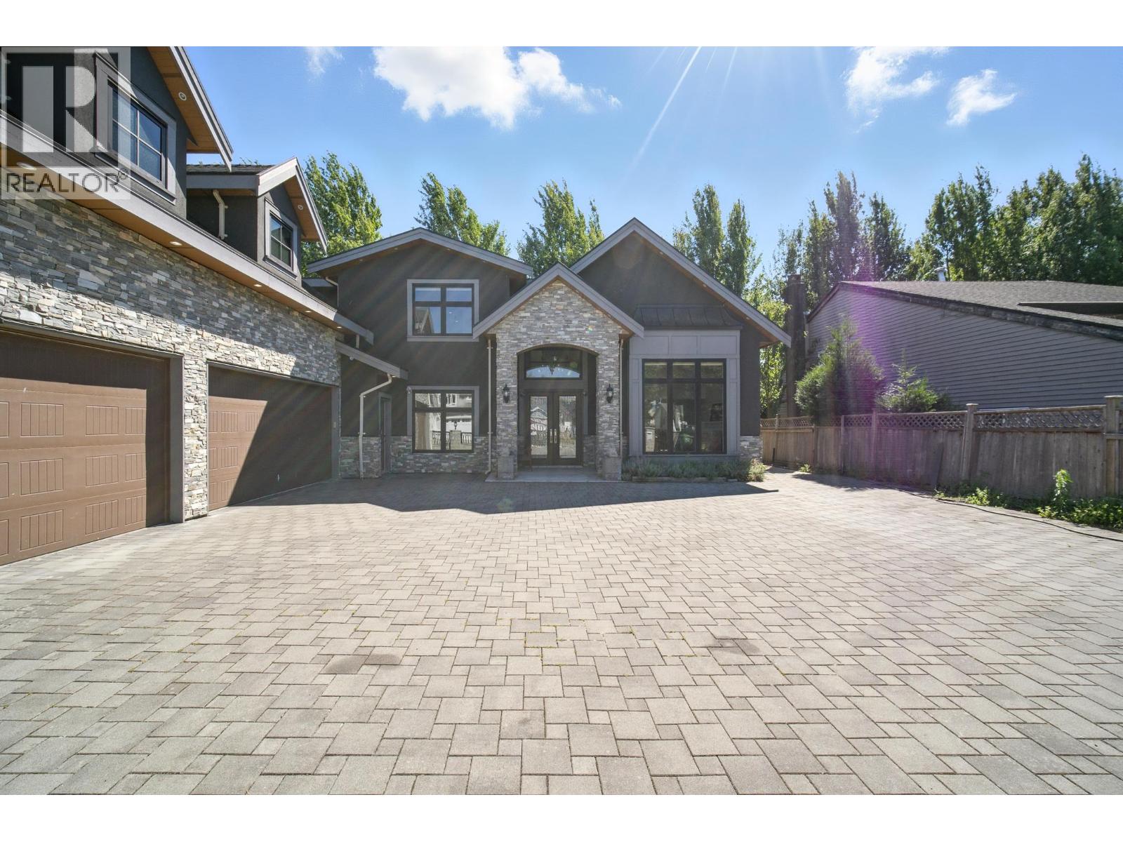 Photo 2 of 8600 Leslie Road, Richmond BC