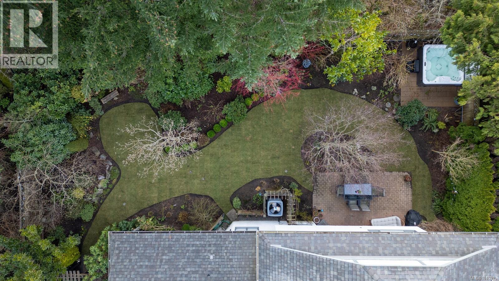 Photo 55 of 3913 Gibson Crt, Saanich BC
