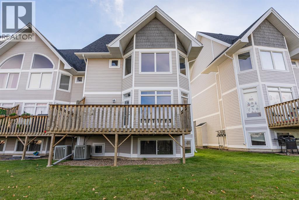 Photo 4 of 47 97 Wilson Drive, Fort Mcmurray AB