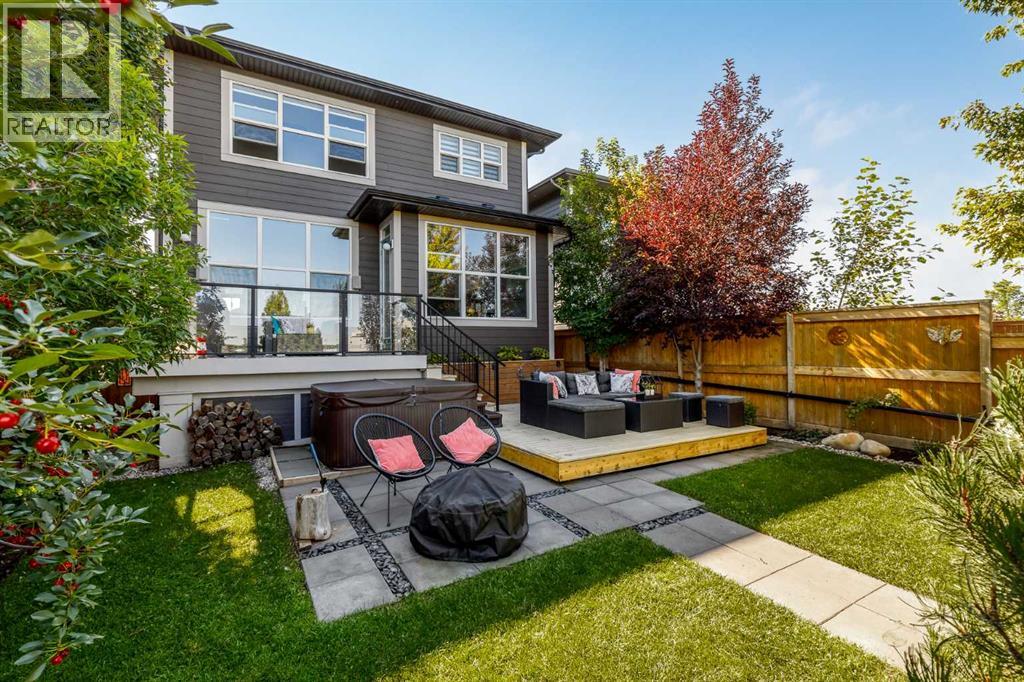 Single Family House for Sale in  Cranbrook Hill SE Cranston Calgary 