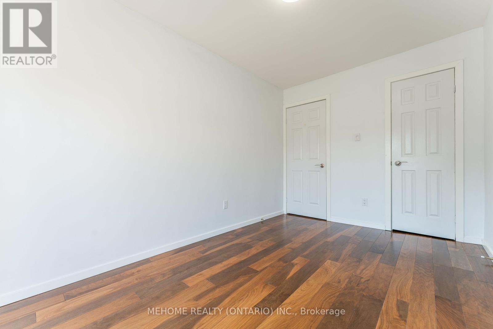 Photo 33 of 6 Thames Court, Richmond Hill ON