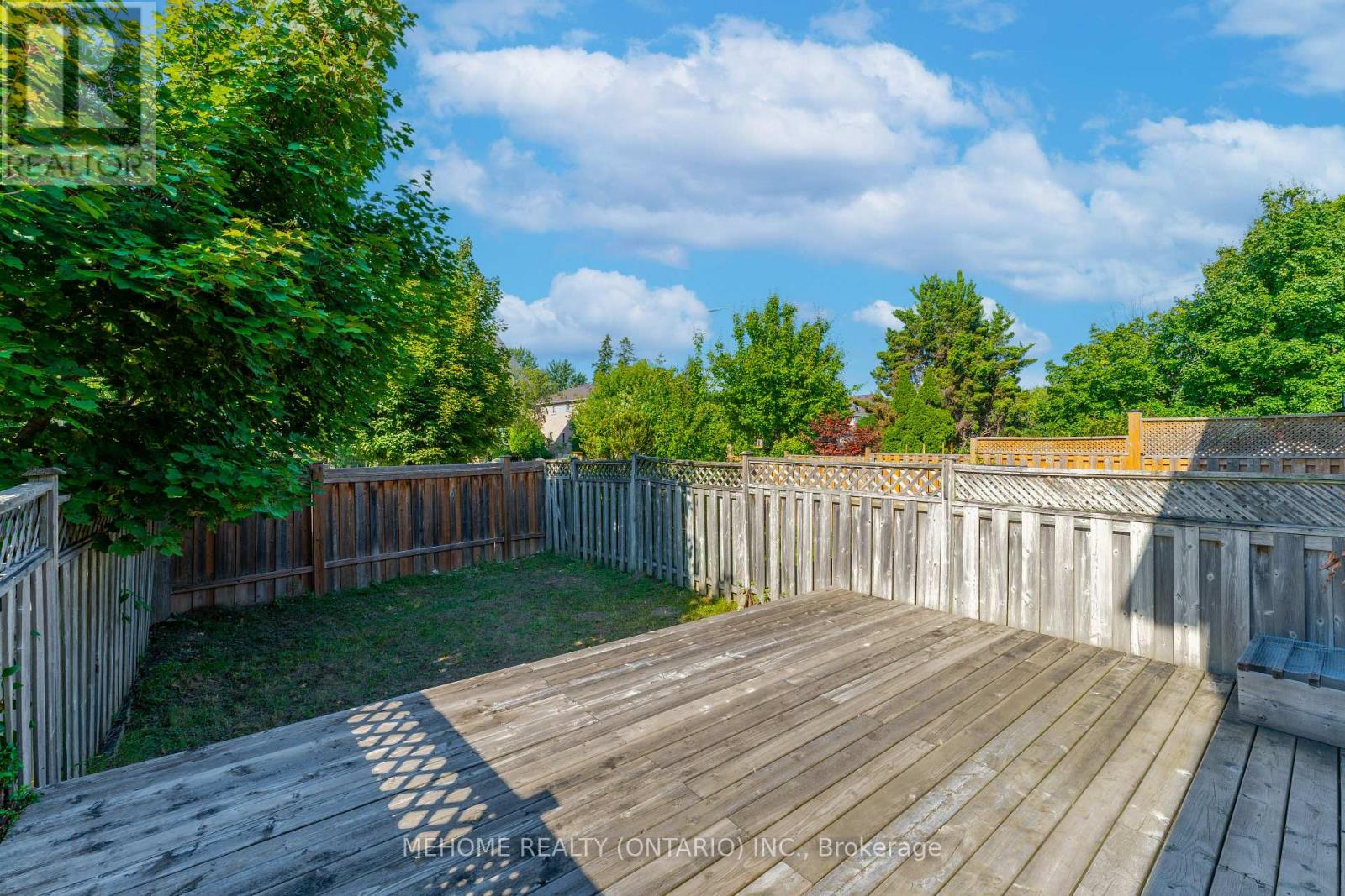 Photo 50 of 6 Thames Court, Richmond Hill ON