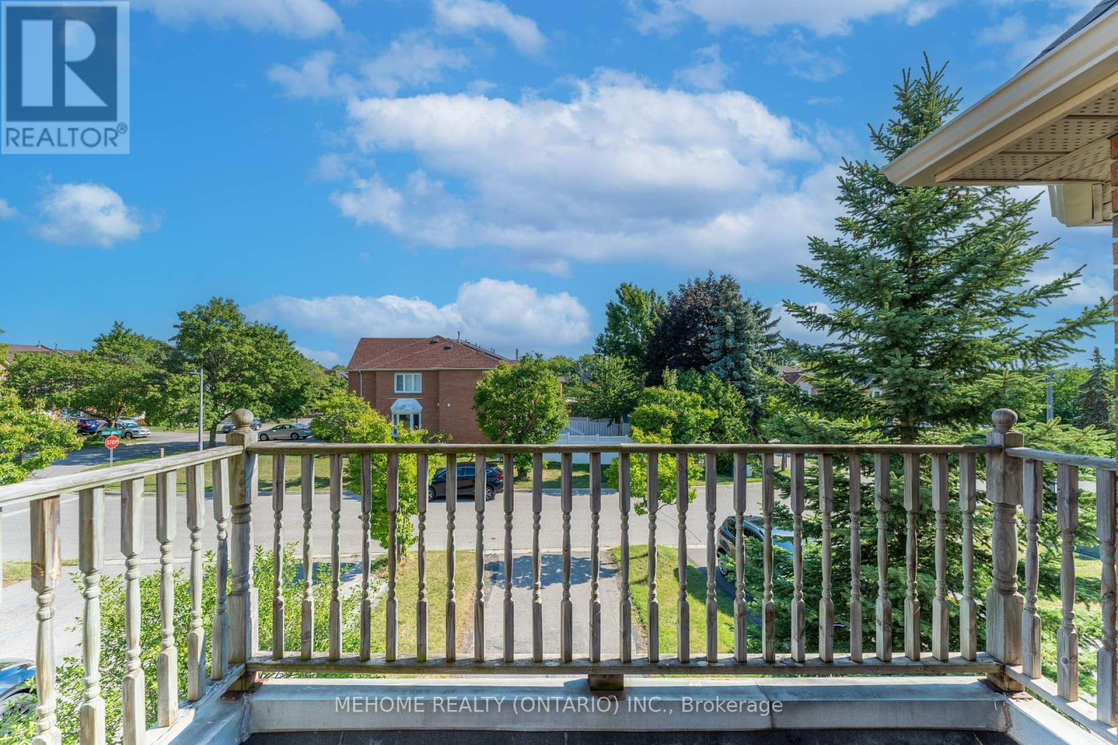 Photo 45 of 6 Thames Court, Richmond Hill ON