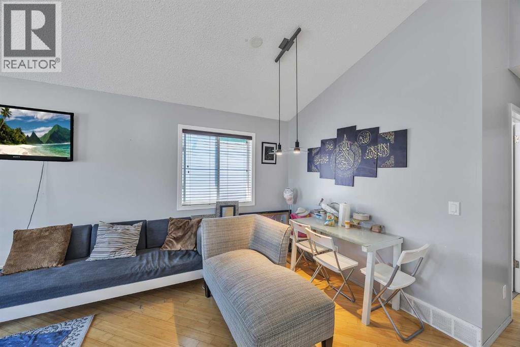 Single Family House Bi-level for Sale in  Saddlemont Way NE Saddle Ridge Calgary 