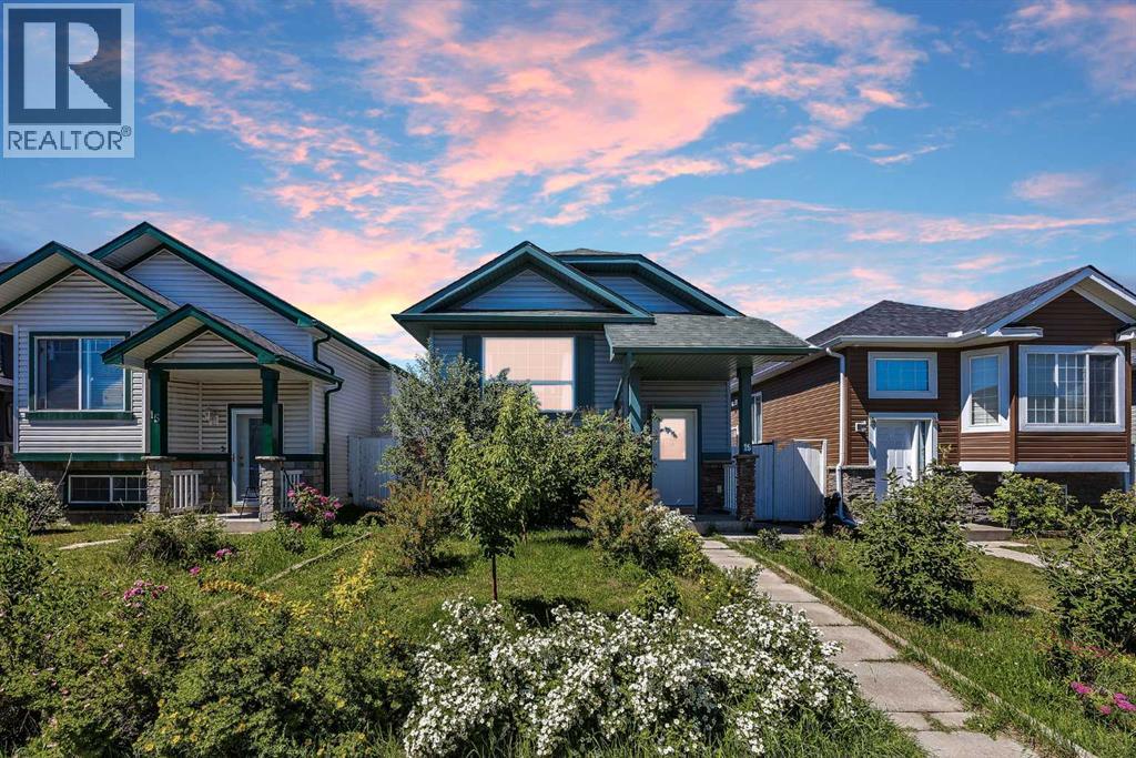 Single Family House Bi-level for Sale in  Saddlemont Way NE Saddle Ridge Calgary 