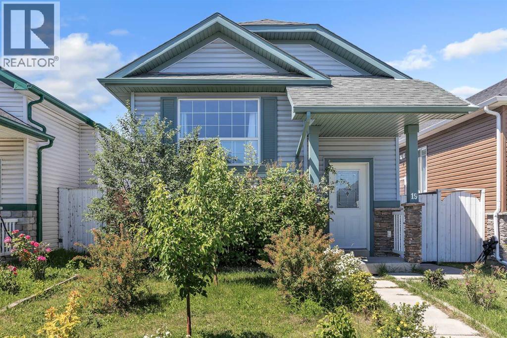 Single Family House Bi-level for Sale in  Saddlemont Way NE Saddle Ridge Calgary 