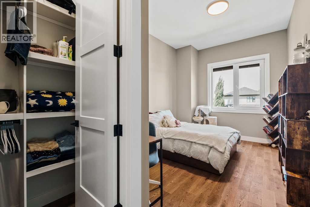 Single Family House for Sale in   Street NW Hillhurst Calgary 