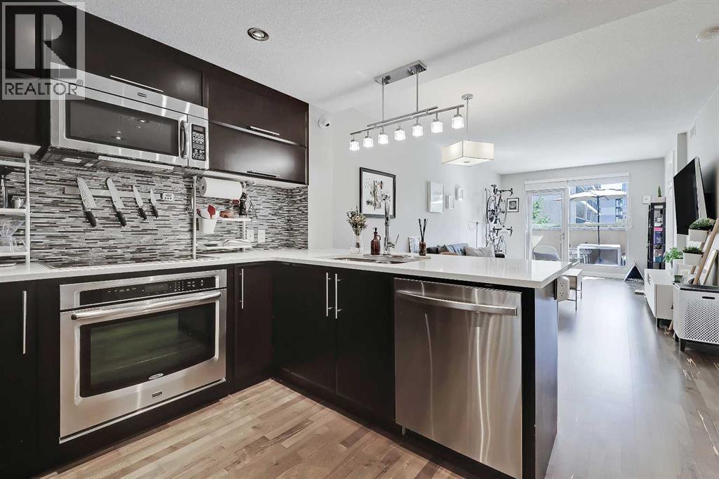 Single Family House for Sale in    Avenue NW Hillhurst Calgary 