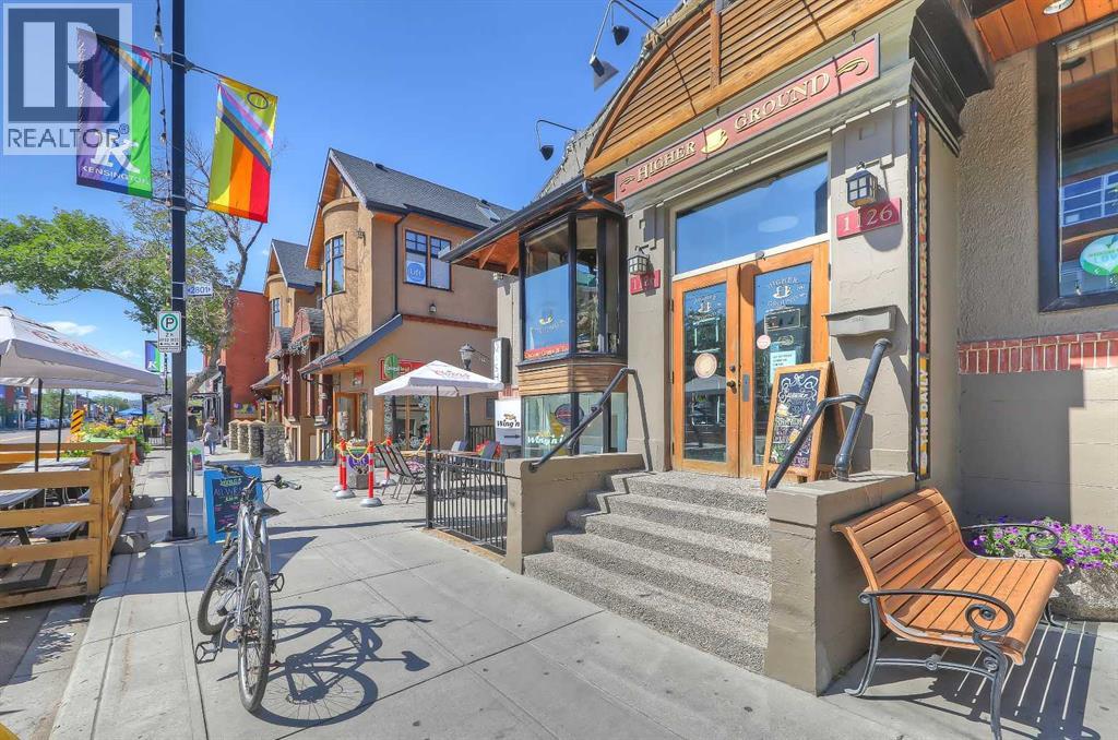 Single Family House for Sale in    Avenue NW Hillhurst Calgary 