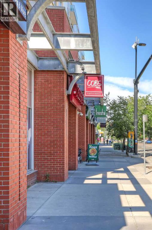 Single Family House for Sale in    Avenue NW Hillhurst Calgary 
