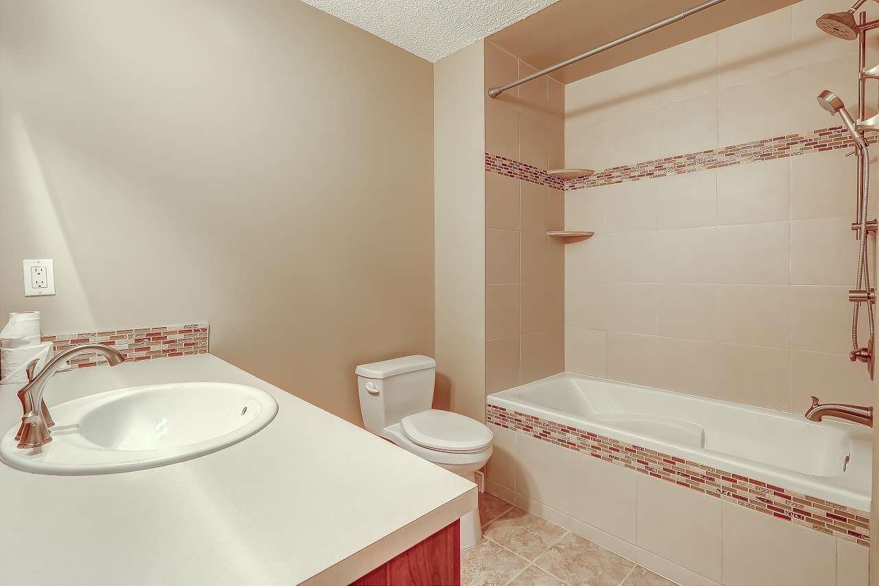 Photo 17 of 9469 148 A Street, Surrey BC