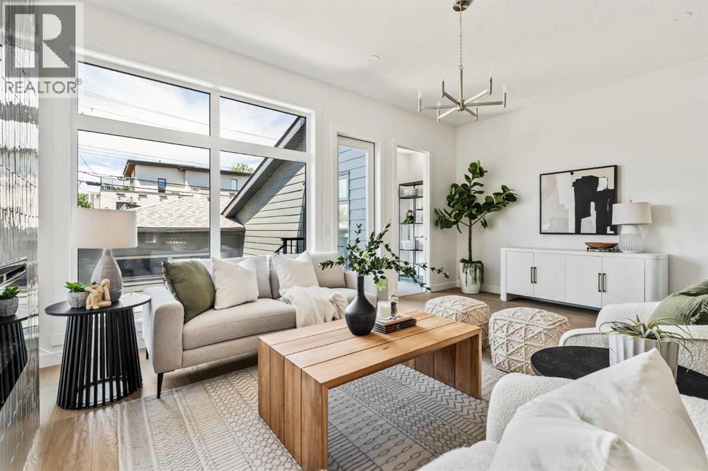 Single Family House for Sale in  Sovereign Heights SW Shaganappi Calgary 