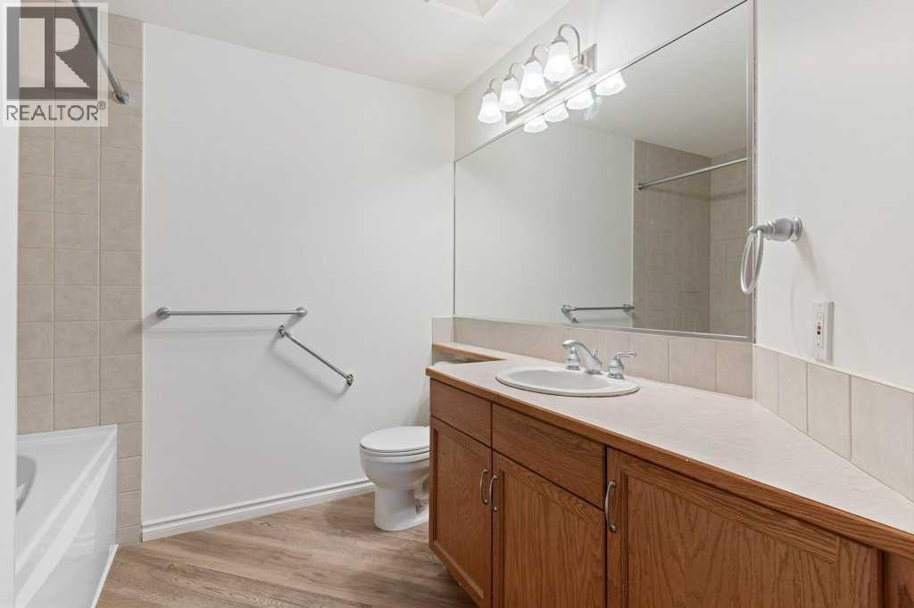 Photo 21 of 408 1726 14 Avenue Nw, Calgary AB