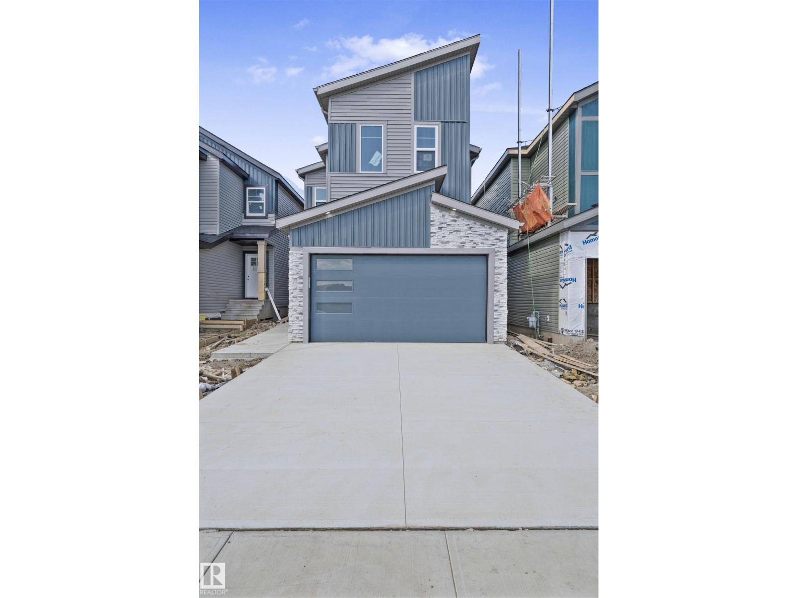 Photo 3 of 3514 41 Ave, Beaumont AB