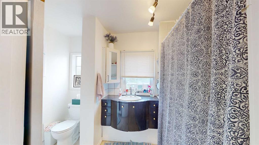 Single Family House for Sale in   Avenue SW Bankview Calgary 