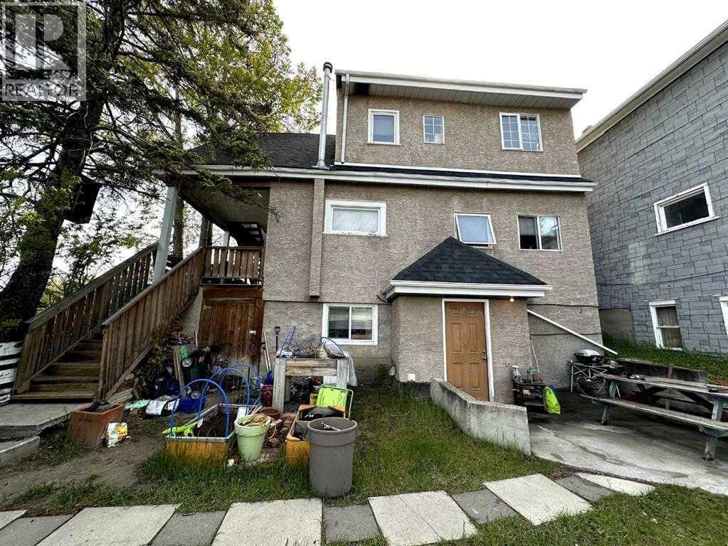 Single Family House for Sale in   Avenue SW Bankview Calgary 