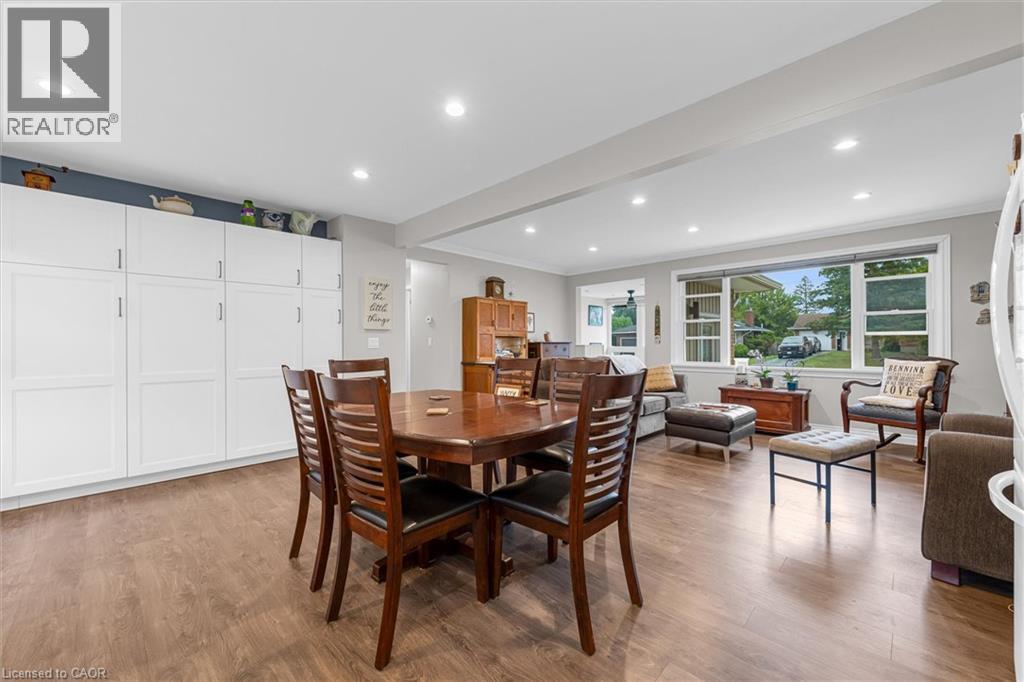 Photo 10 of 5073 Charles Street, Beamsville ON