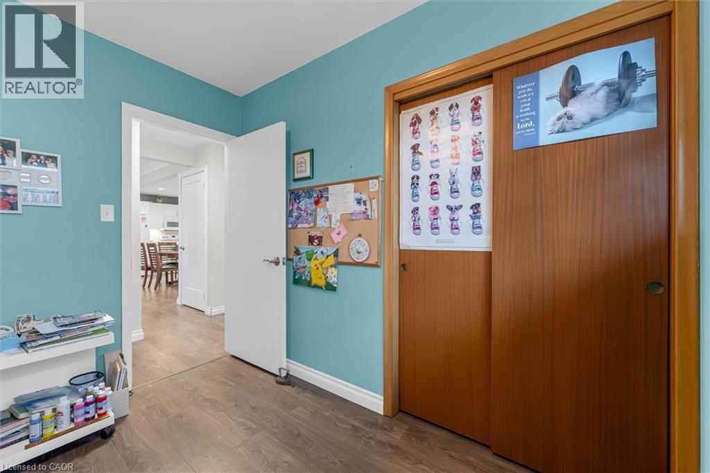 Photo 12 of 5073 Charles Street, Beamsville ON