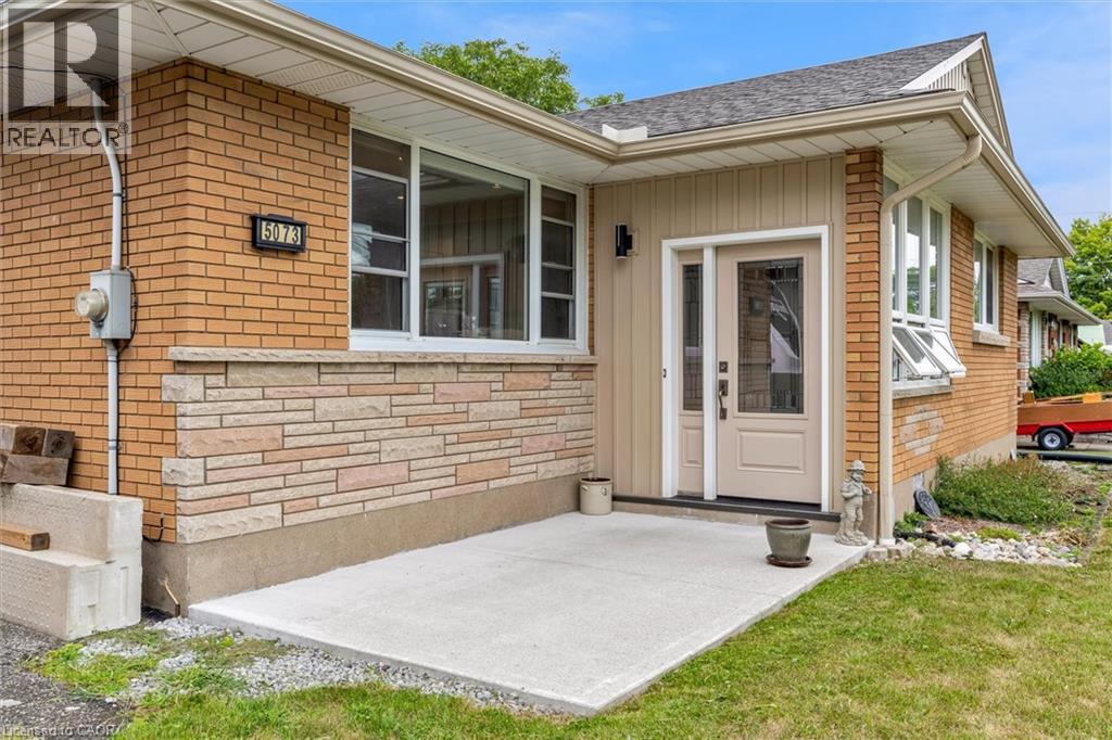 Photo 3 of 5073 Charles Street, Beamsville ON
