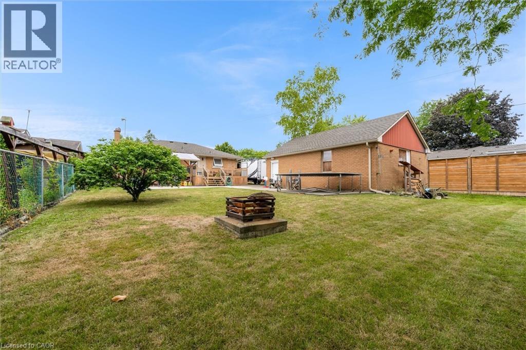 Photo 31 of 5073 Charles Street, Beamsville ON