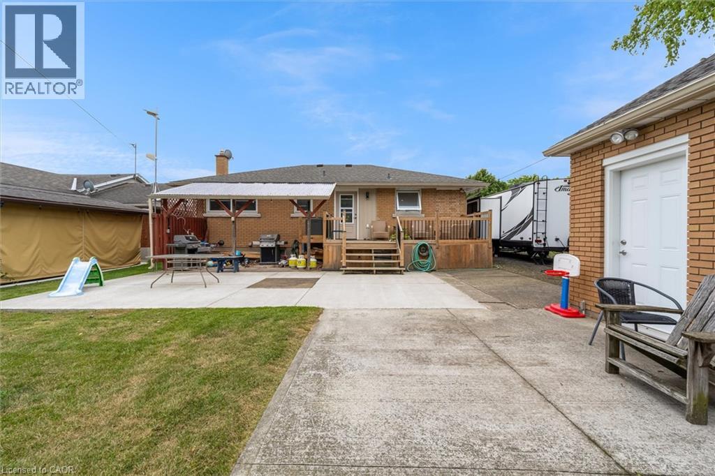 Photo 32 of 5073 Charles Street, Beamsville ON