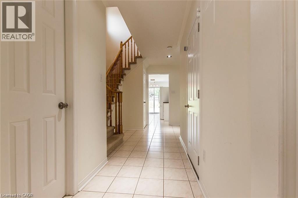 Photo 5 of 125 Hopewell Road, Oakville ON