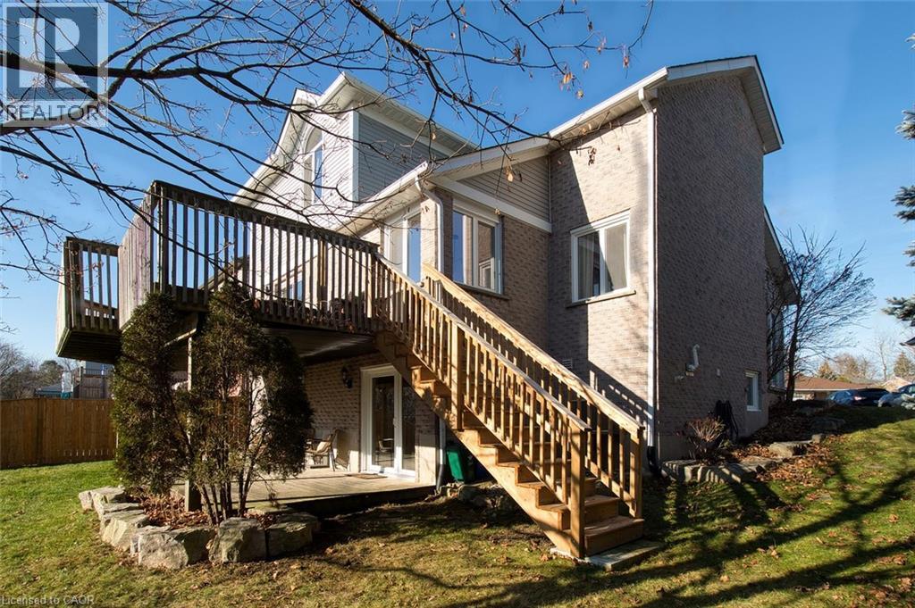 Photo 2 of 15 Oliver Court Unit Lower, Kitchener ON