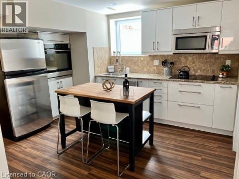 Photo 9 of 15 Oliver Court Unit Lower, Kitchener ON