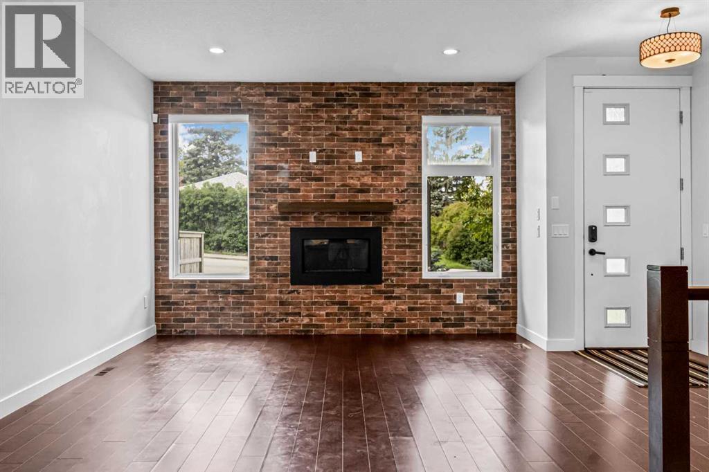 Single Family House for Sale in   Street SW Shaganappi Calgary 