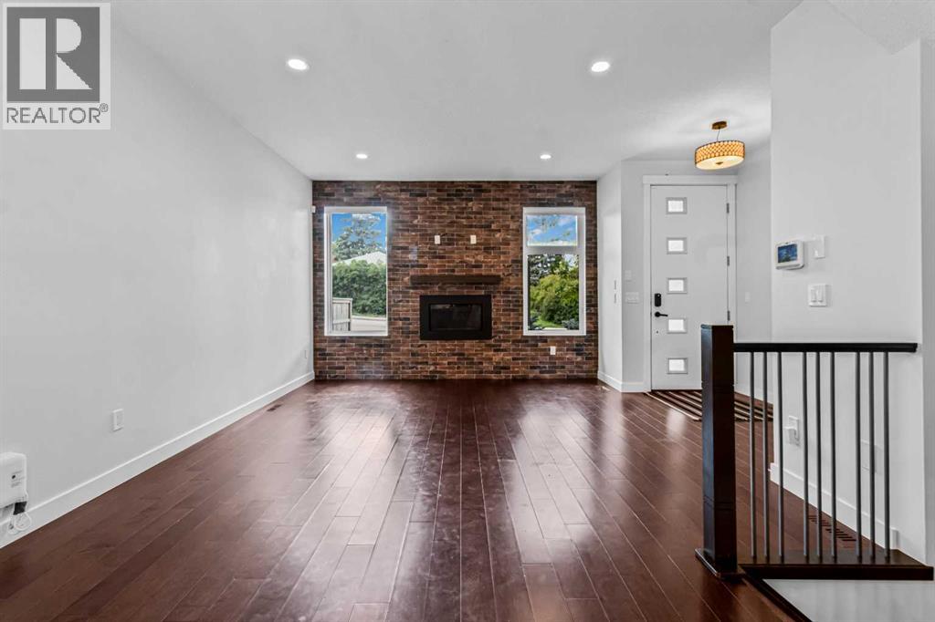 Single Family House for Sale in   Street SW Shaganappi Calgary 