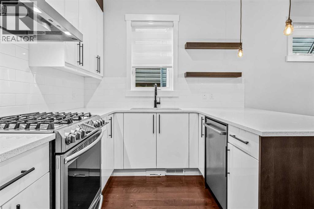 Single Family House for Sale in   Street SW Shaganappi Calgary 