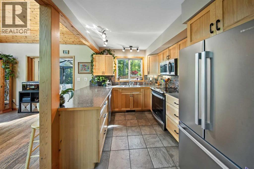 Single Family House A-Frame for Sale in  Sunnyside Road Sunnyside Rural Ponoka County 