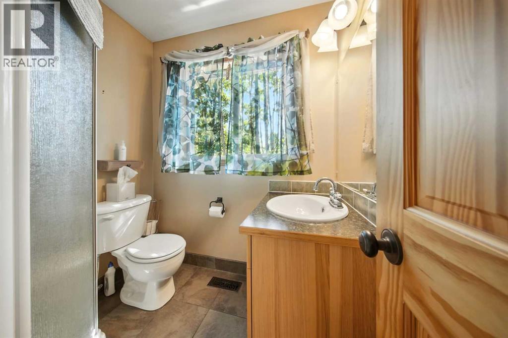Single Family House A-Frame for Sale in  Sunnyside Road Sunnyside Rural Ponoka County 