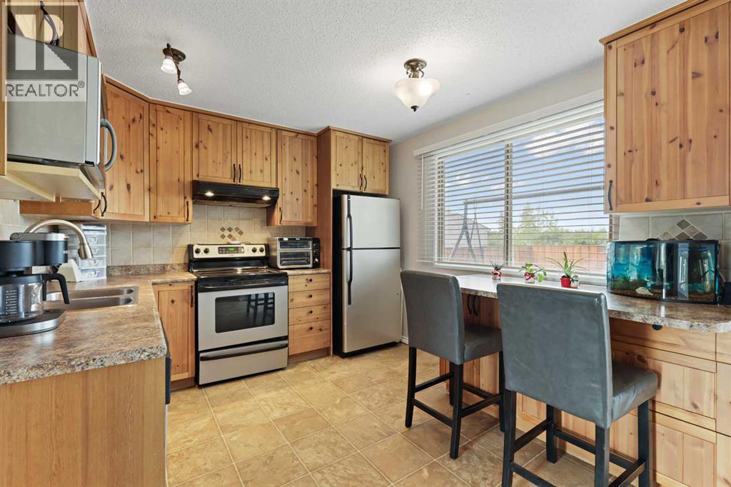 Single Family House for Sale in  Castlebrook Road NE Castleridge Calgary 