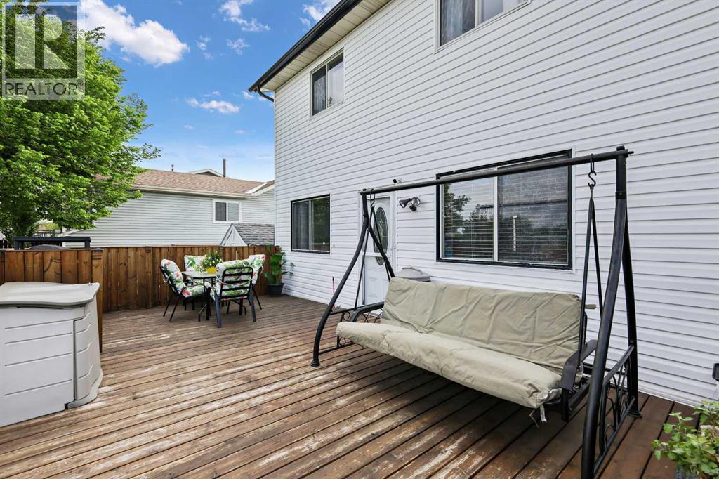 Single Family House for Sale in  Castlebrook Road NE Castleridge Calgary 