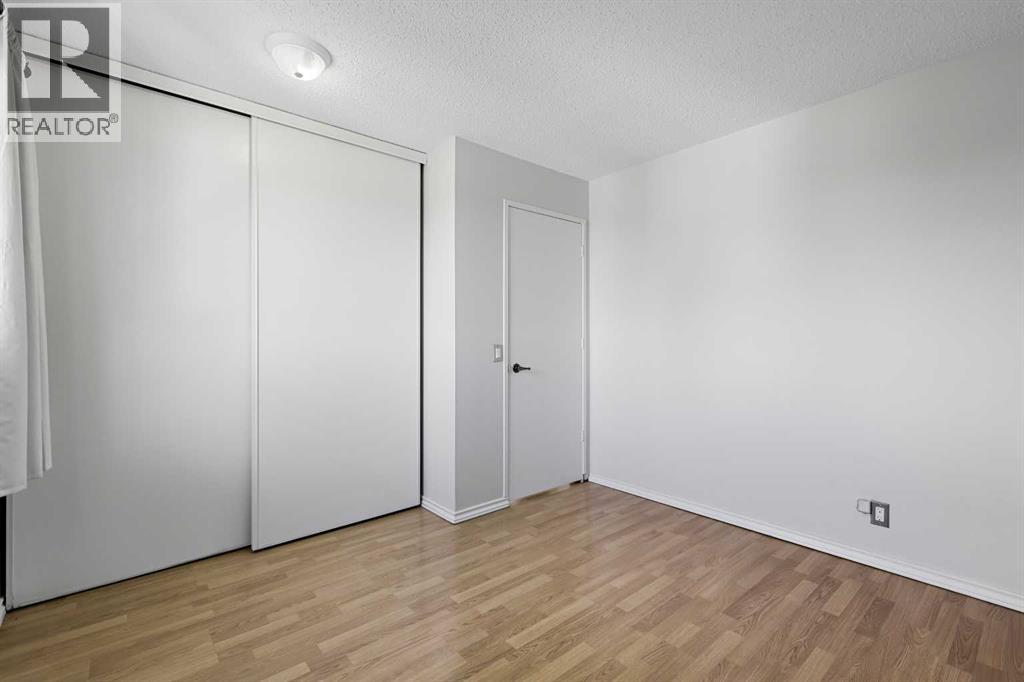 Single Family House for Sale in  Castlebrook Road NE Castleridge Calgary 
