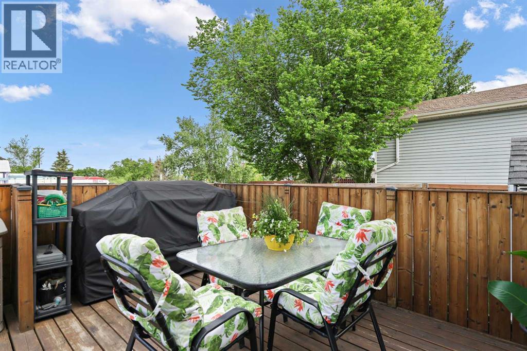 Single Family House for Sale in  Castlebrook Road NE Castleridge Calgary 