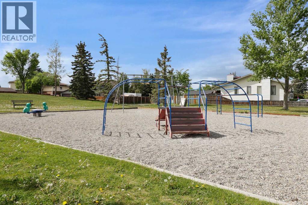 Single Family House for Sale in  Castlebrook Road NE Castleridge Calgary 