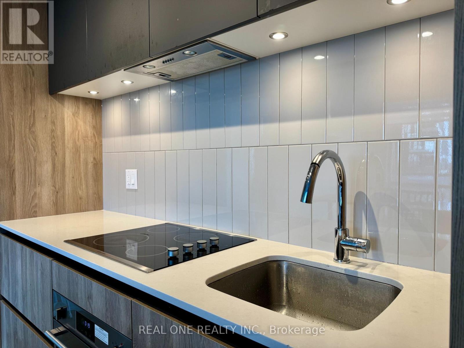 Photo 15 of 1326 7950 Bathurst Street, Vaughan ON