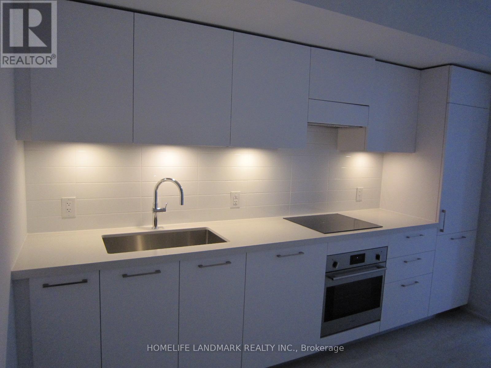 Photo 8 of 503 33 Frederick Todd Way W, Toronto ON