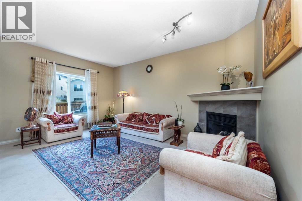 Single Family House for Sale in  Everwoods Close SW Evergreen Calgary 