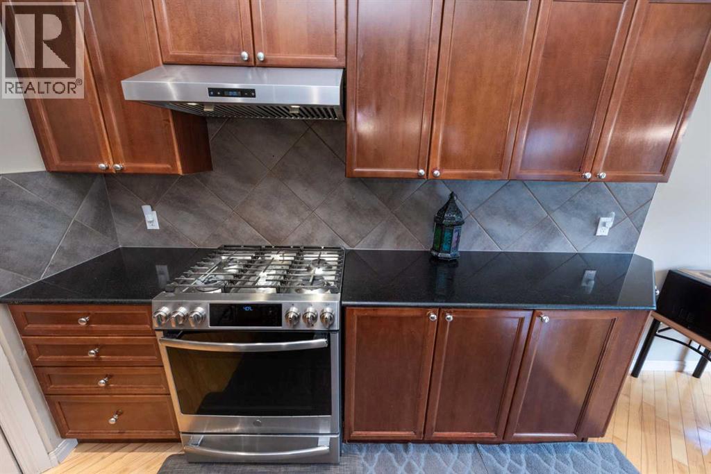 Single Family House for Sale in  Everwoods Close SW Evergreen Calgary 